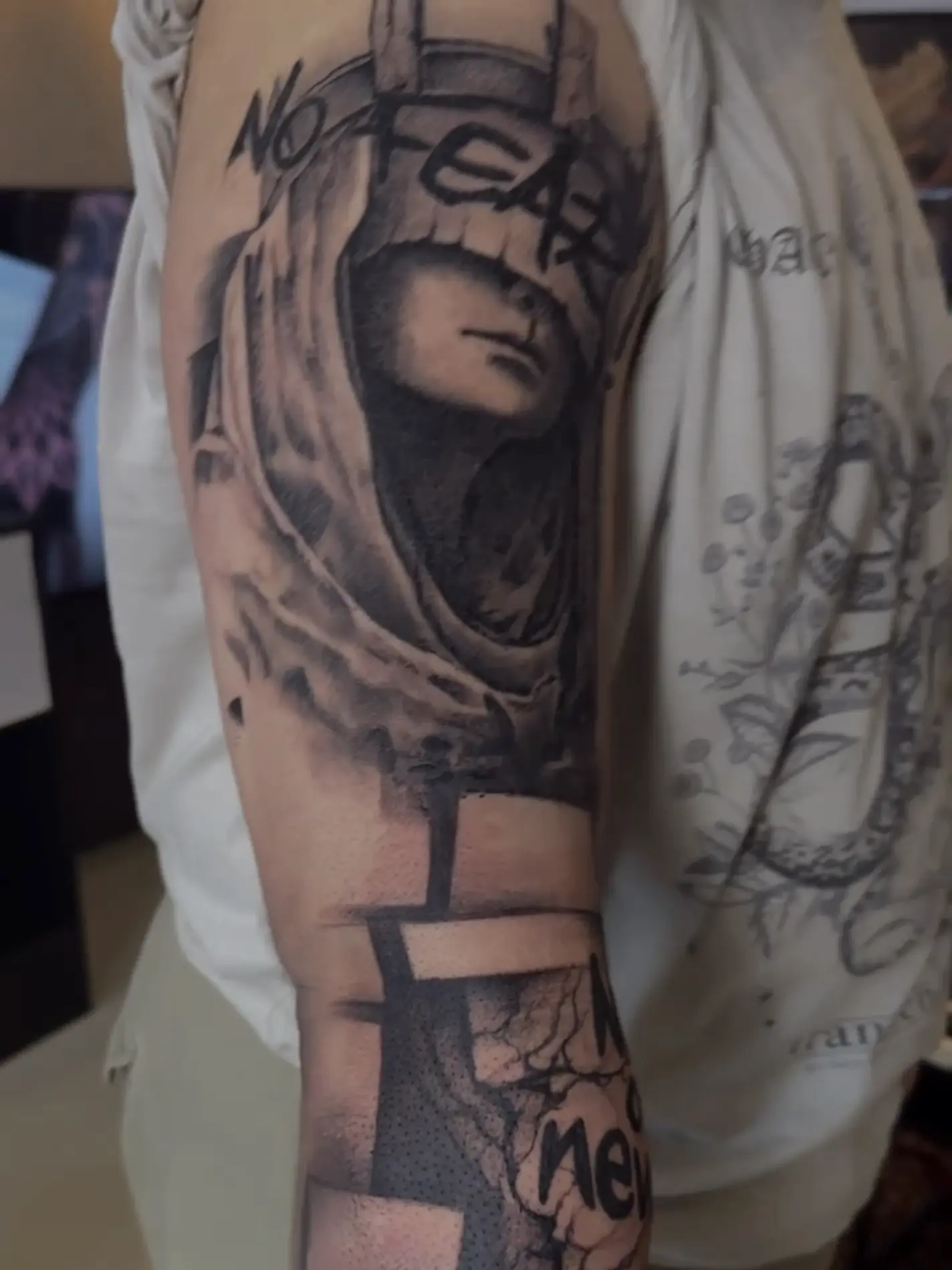 Blinde Ikone – Tattoo von René Ghavami, Full Sleeve